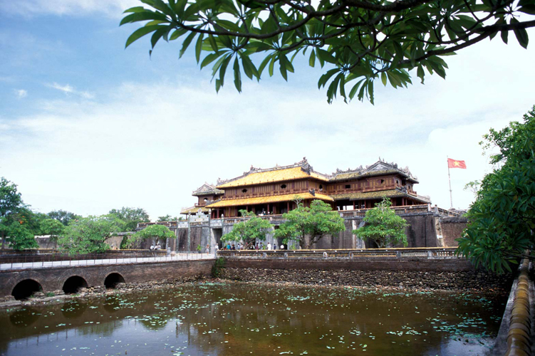 Thai-Hoa-Palace-Hue-Vietnam